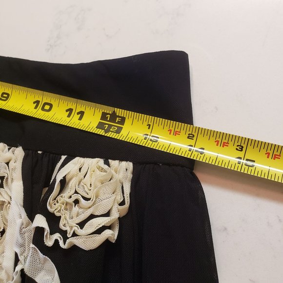 Anthropologie Burlap silk skirt size Small floral lace black cream new - Picture 9 of 9